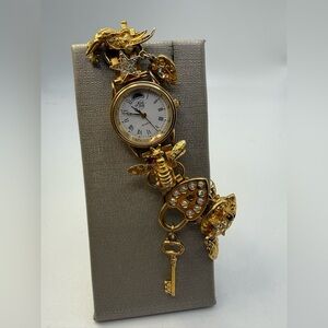 Kirks Folly Silver Tone Christmas Holiday Wrist Watch WORKS New Battery Vintage Kirks Folly Silver Tone Christmas Holiday Wrist Watch WORKS  main image 4